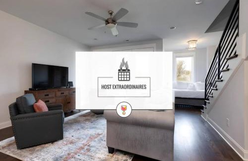 South Nashville House | Nashville Superstar Ultra Luxury Minutes to Downtown