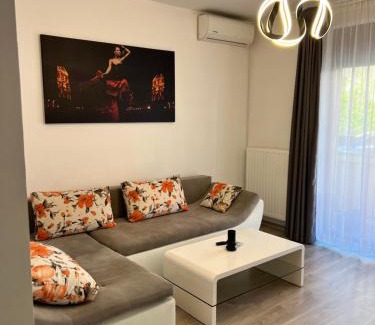 Timisoara Apartment | Nathallie Cosy Apartment