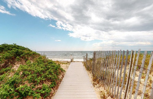 North Truro Hotel | National Seashore Studio