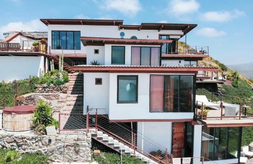 Playas de Rosarito Ski Chalet | Native Residence