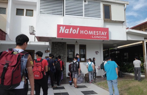 Kuching House | Natol Villa -London