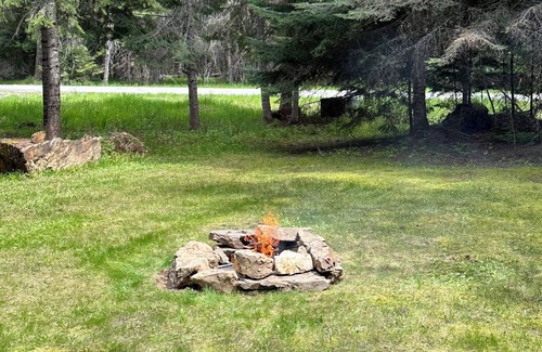 Kellogg RV Rental | Nature Adventure Campsite/River Floaters, Fly Fishing, Wildlife, Hiking, Biking.