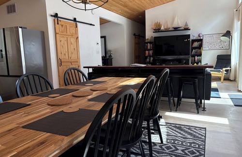 Northern Bruce Peninsula Cottage | Nature and Wellness Retreat with Nordic Sauna &SPA by Georgian Bay & Bruce Trail