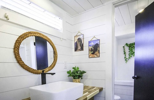 Apple Valley House | Nature experience in a new Tiny home near Zion's national park and so much more.