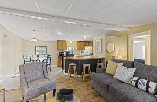 Greenville - Spartanburg House | Nature-Lover's 3BR Haven: Pets, Ping Pong, Serene