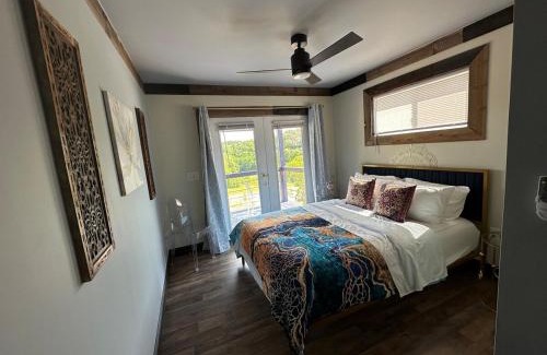 Creola House | Nature Mystique Retreat 3 Bedroom Moroccan Cabin