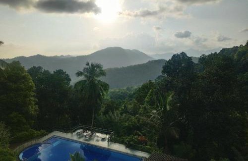 Kandy Hotel | Nature Resort Layathraa