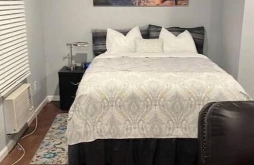 Conyers Apartment | Nature's Beauty for your Serenity - Beautiful Studio in a Great location!