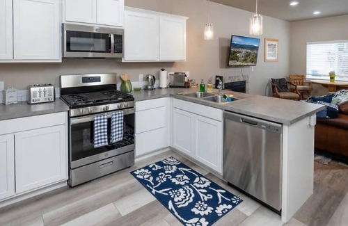 Larkspur House | Nature's Best Townhome