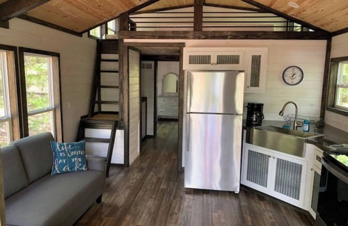 Jacksons' Gap Cabin | Nature’s Cove Cabin B-kayaks/fire pit/pet friendly