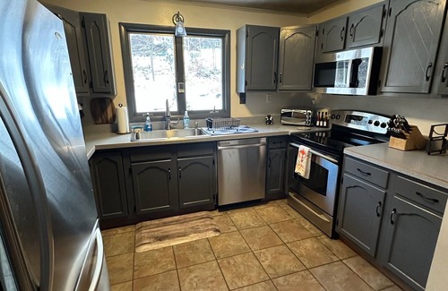 Wilmington House | Nature’s Nest located in the heart of Wilmington, 5 minutes from Whiteface Mt.!