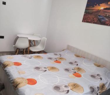 Pitesti Apartment | Natyl