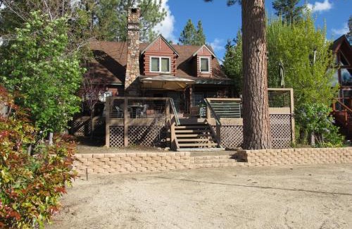 Big Bear Lake House | Naughty Pines