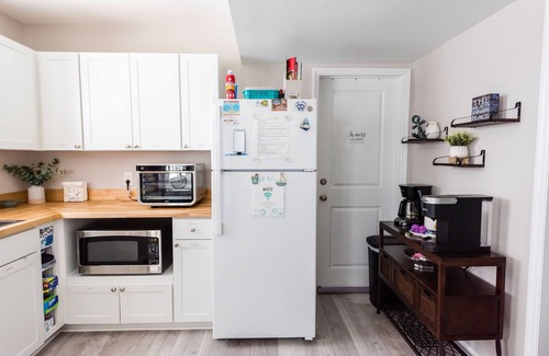 Colington Apartment | Nauti Beaches 2 KING Bedroom Apt located in KDH - MP7, sleeps 4