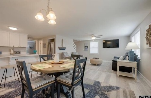 Colington Apartment | Nauti Buoys 2BDRM 2Bath APT,Kitchen,Living,Dining,Office,5 min to beach,walkable