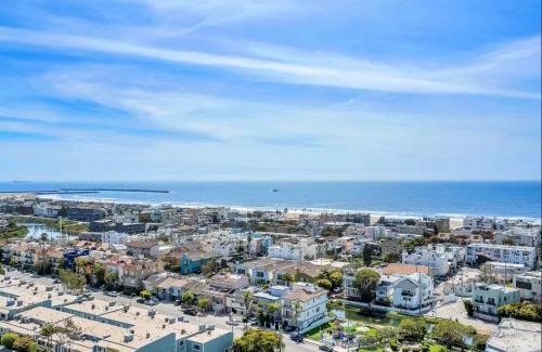 Marina del Rey Apartment | Nautical 2 Bedroom with Beautiful Ocean Views