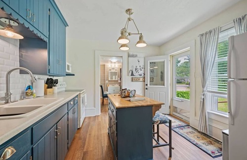 Sturgeon Bay House | Nautical Haven - Sunset views