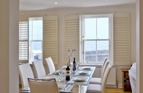 Kilrenny House | Nautilus Cottage