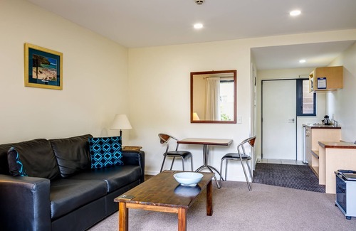 Motueka Hotel | Nautilus Lodge