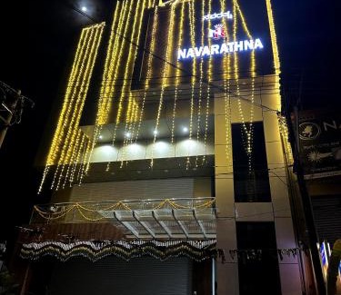 Mahadevpet Hotel | Navarathna Comforts