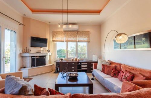 Marathopoli Villa | Navarino Captains Villa - Lux Private Pool Retreat