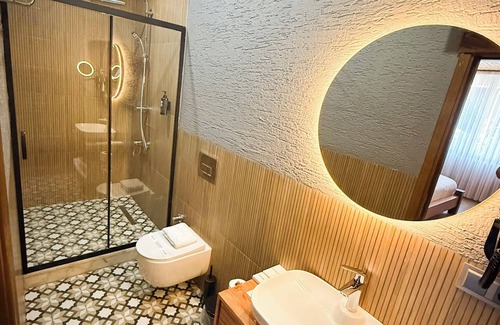 Arnavutkoy Hotel | Navy Inn Hotel