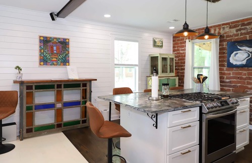 Navy Point Cottage | Navy Point Home and game room, near NAS & downtown