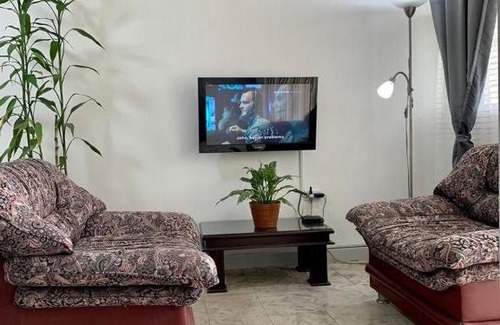 Cali House | Nawi Casa para familias o amigos 2 Hab Wifi