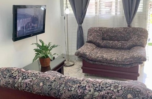 Cali House | Nawi Casa para familias o amigos 2 Hab Wifi