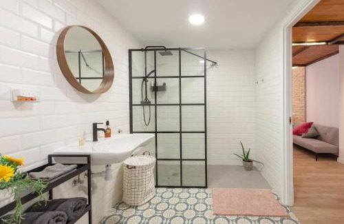 La Creu del Grau Apartment | NB - Cozy loft steps from City of Arts & Sciences