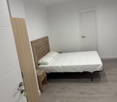Grao de Gandia Hostel | Nbm