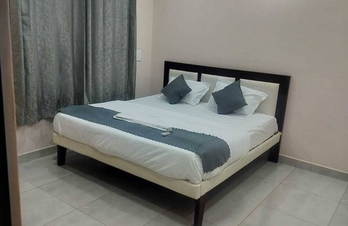 Tiruchanur Hotel | NC Homestays