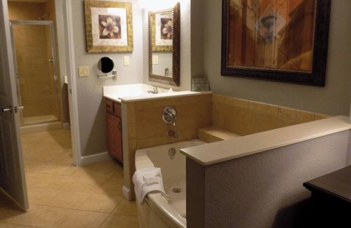 Lake Buena Vista Resort | nClub Wyndham Bonnet Creek, Orlando, FL