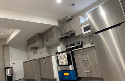 Calgary House | Near airport