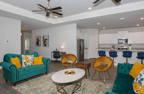 Foley House | Near Beach - K/K/Q/TwTw/Sofa SL - Newly constructed house-Pet Friendly-Sleeps 10