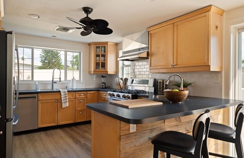 Disston Heights House | Near Beaches! Heated Pool, Hot tub at the Poolside Palm Hideaway!
