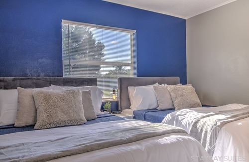 River Park House | Near Beaches★KING Bed★Fast WiFi★Fire Pit★Game Room★45% discount 28 day stay