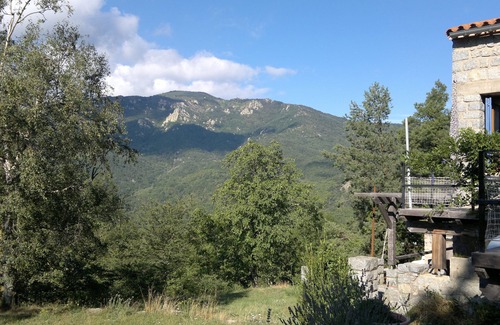 Maureillas-Las-Illas House | Near Céret wonderful view 1.5 ha private property GR10 access Sea and Mountain