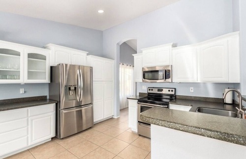 Glendale House | Near Cardinal Stadium & Entertainment District!