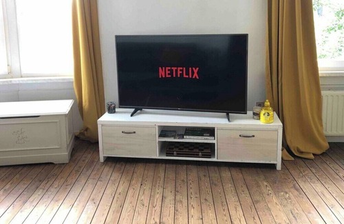 Berchem Apartment | Near Central, 5mins to Station + FREE BIKES
