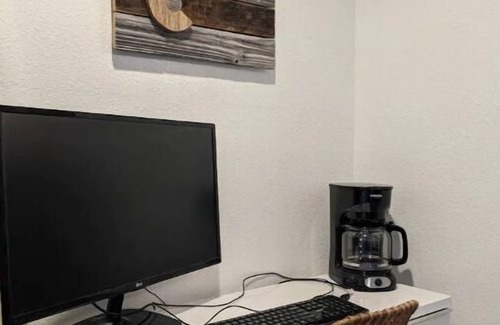 Denver Apartment | Near City & Mtns/Red Rocks @ Happy Harlan Hideout