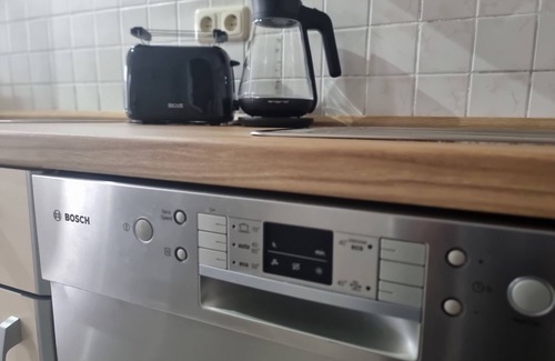Mittelmeiderich Apartment | Near Düsseldorf Messe/Fair & Airport & Train Station