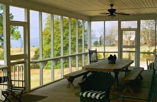 Lexington House | Near Dam-Lake Front Estate w/Large Dock, Private Ramp, and Beautiful Sunsets