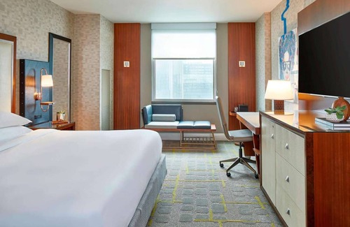 Midtown Hotel | Near Downtown Atlanta | Pet-friendly. Gym. Dining