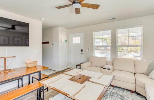 Ocean Isle Beach House | Near Golf Courses Cozy Home in Ocean Isle Beach!