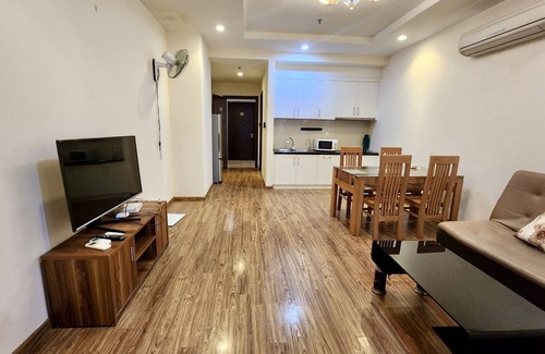 Hai Ba Trung Apartment | Near Hanoi center, 10-15 minutes I think