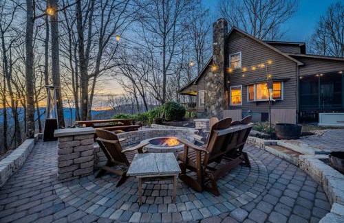 Scaly Mountain House | Near Highlands 36-Acre Scaly Mountain Lodge