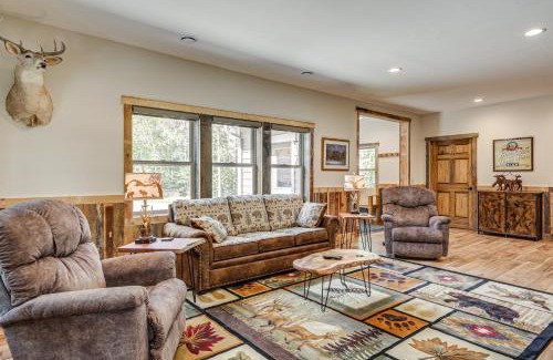 Carter House | Near Hiking and Snowmobile Trails Wabeno Cabin!