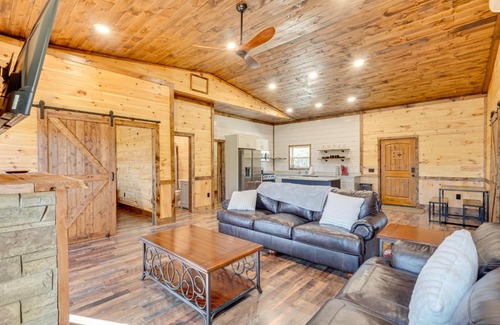 Unaka House | Near Hiking Trails Mtn-View Haven in Englewood!
