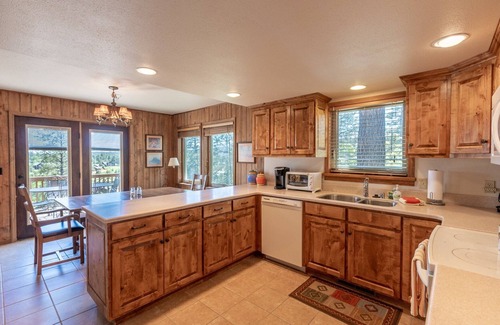 Pagosa Highlands House | Near Lake Hatcher and walk to San Juan Forest, Quiet Area.